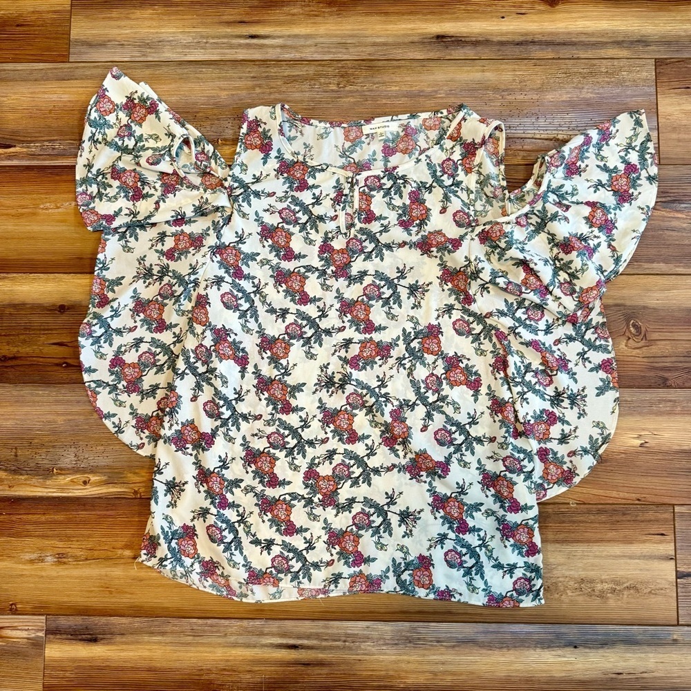 Cold Shoulder Floral Flutter Sleeve Blouse